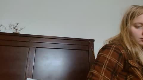Snapshot of scartit chatting on February 12, 5:58 pm ScarTit Bernhard online show from February 12, 5:58 pm