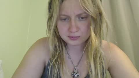 Snapshot of scartit chatting on September 16, 3:47 am ScarTit Bernhard online show from September 16, 3:47 am