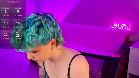 Rina online show from December 3, 1:10 pm