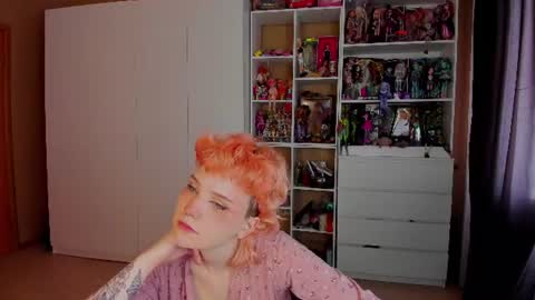 Rina online show from June 25, 8:08 am