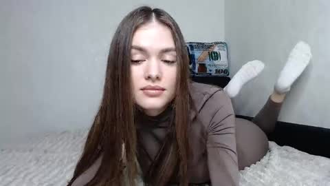 Snapshot of scratc_h chatting on February 4, 8:06 pm scratc_h online show from February 4, 8:06 pm