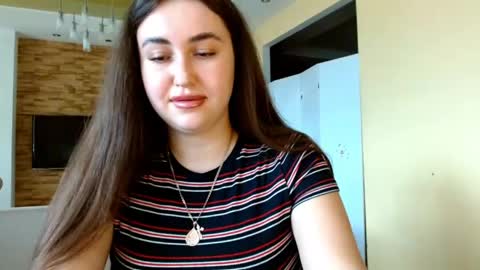 Elizabeth  online show from April 29, 8:17 am