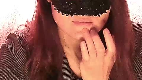 Anni online show from March 12, 7:13 am