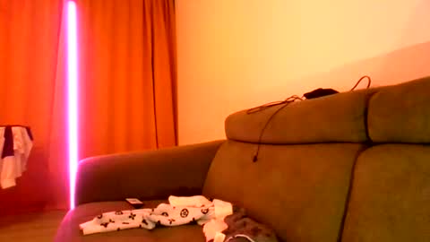 secretcherry99 online show from June 11, 11:45 pm