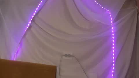 seductive_she_wolf online show from June 15, 5:13 pm