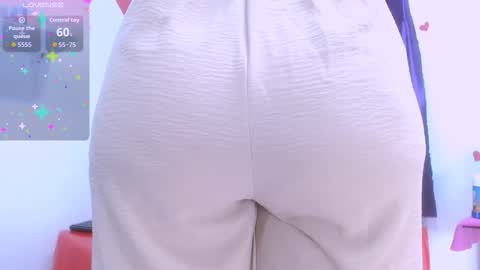 Estefany online show from January 10, 1:16 pm