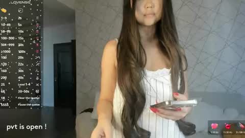 Akira Youri online show from July 18, 11:02 am