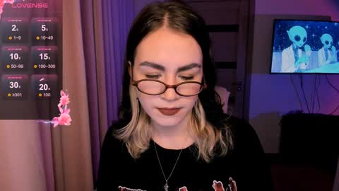 selectrra online show from December 11, 3:26 pm