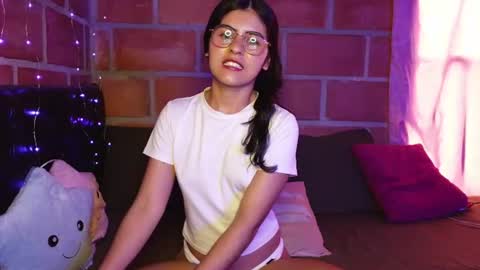 seleena_01 online show from July 3, 10:49 pm