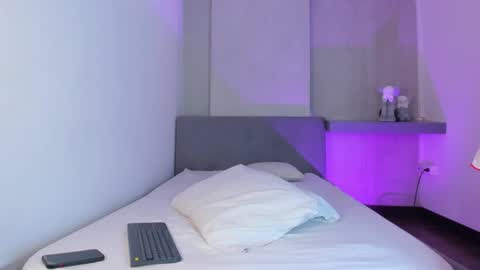 Selena online show from September 17, 12:25 pm