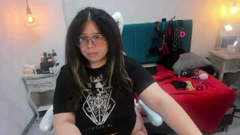 Selena Priscilla Blair Montenegro online show from July 2, 5:13 am