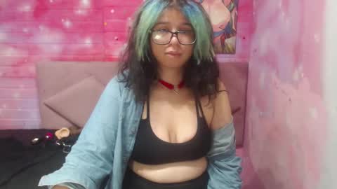 Snapshot of selenablairx chatting on December 28, 4:41 am Selena Priscilla Blair Montenegro online show from December 28, 4:41 am