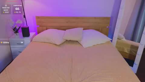 selenamills online show from November 13, 3:05 am