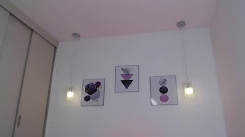 selene_rouse_ online show from June 20, 12:03 am