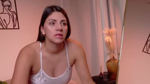Selene Nova online show from June 25, 7:59 pm