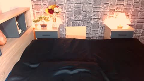 joan online show from December 15, 9:09 pm