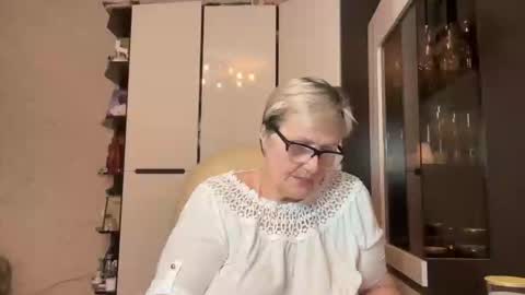 Selenna online show from March 14, 8:32 pm