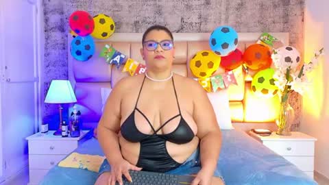 Selenna Cooper online show from June 30, 12:04 pm