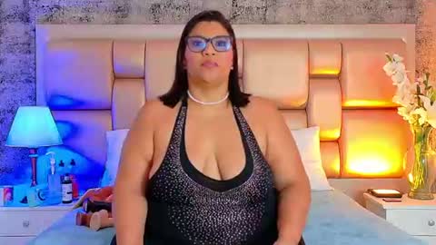 Selenna Cooper online show from July 7, 12:08 pm
