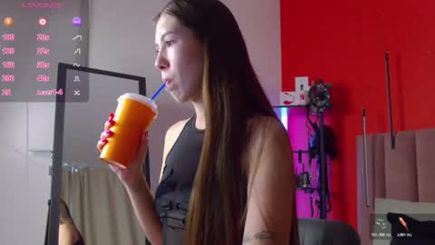 Nicole online show from June 15, 1:39 am