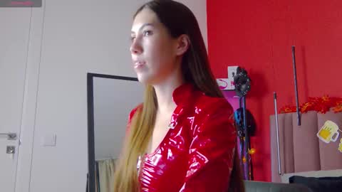 Nicole online show from September 29, 1:43 am