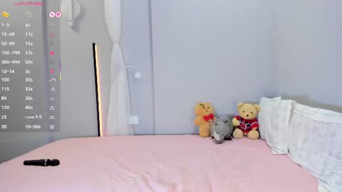 Sua online show from August 1, 9:39 pm