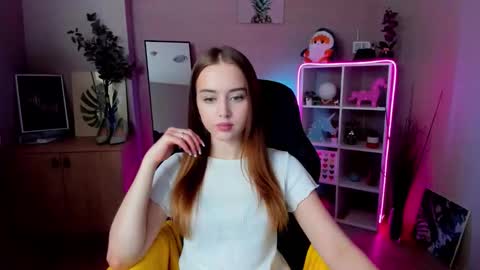 Emily  online show from February 19, 8:25 am