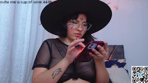 Camille and sophie online show from December 27, 6:14 am