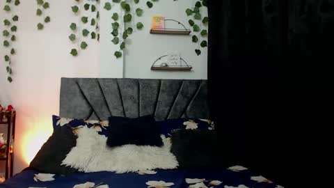 Camille and sophie online show from January 23, 3:26 am