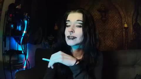 Snapshot of seraphinmunster chatting on October 9, 5:50 pm Seraphin Munster online show from October 9, 5:50 pm