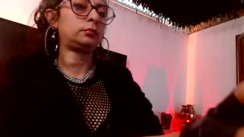 Serena Xyz online show from June 18, 4:34 pm
