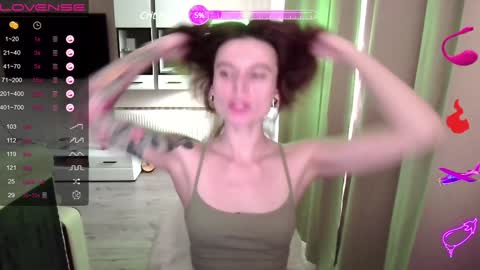 serenamilss online show from January 30, 12:48 pm