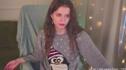 Snapshot of sereta_fin chatting on December 21, 10:39 am Hey Guys and Girls non-binary personalities Im Sereta online show from December 21, 10:39 am