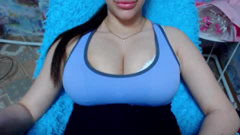 seu_cute online show from October 18, 11:57 am