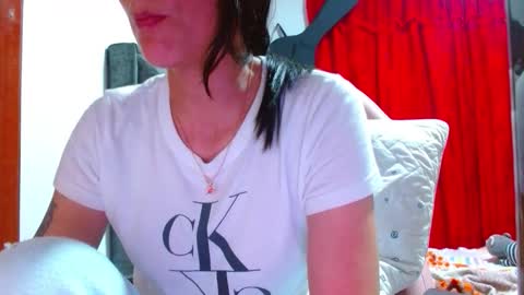 sexmilkdirty online show from October 23, 11:11 pm