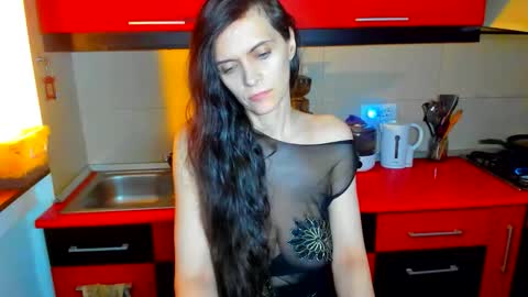 sexqueen1111 online show from February 23, 3:00 pm