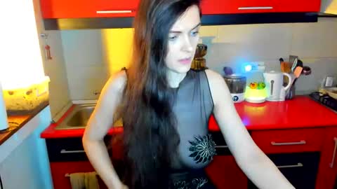 sexqueen1111 online show from November 28, 8:45 pm