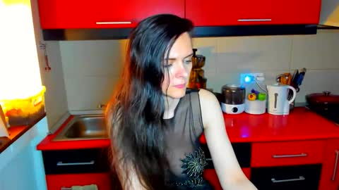 sexqueen1111 online show from January 10, 5:45 am