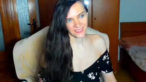 sexqueen1111 online show from October 13, 9:23 am