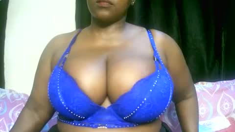 sexxi_ebony online show from April 30, 8:57 pm