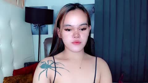 sexxxy_caroline online show from January 19, 8:39 am