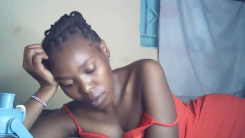 sexxy_curvy23 online show from July 28, 8:45 am
