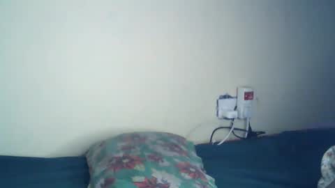 sexxy_curvy23 online show from May 3, 1:42 am