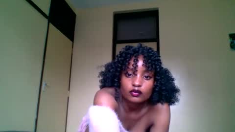 sexxy_daisyy online show from March 23, 6:19 am
