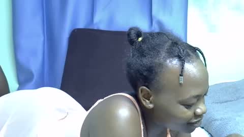 African Queen online show from April 30, 1:44 am