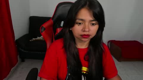 LINDA online show from December 14, 3:06 am