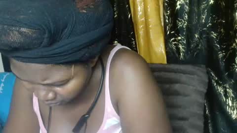 sexxypritty online show from July 28, 7:39 pm