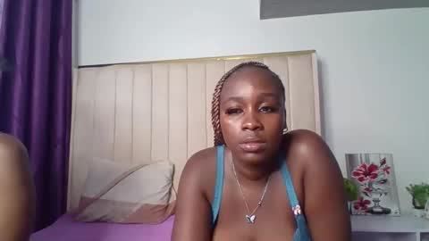 sexy_ari2 online show from May 13, 8:42 am