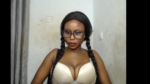 Sexy blackgirl2 online show from November 26, 6:53 pm