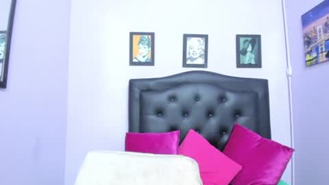 sexy_candy18x online show from June 25, 5:12 am